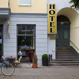 Am Stuttgarter Eck ** Берлин